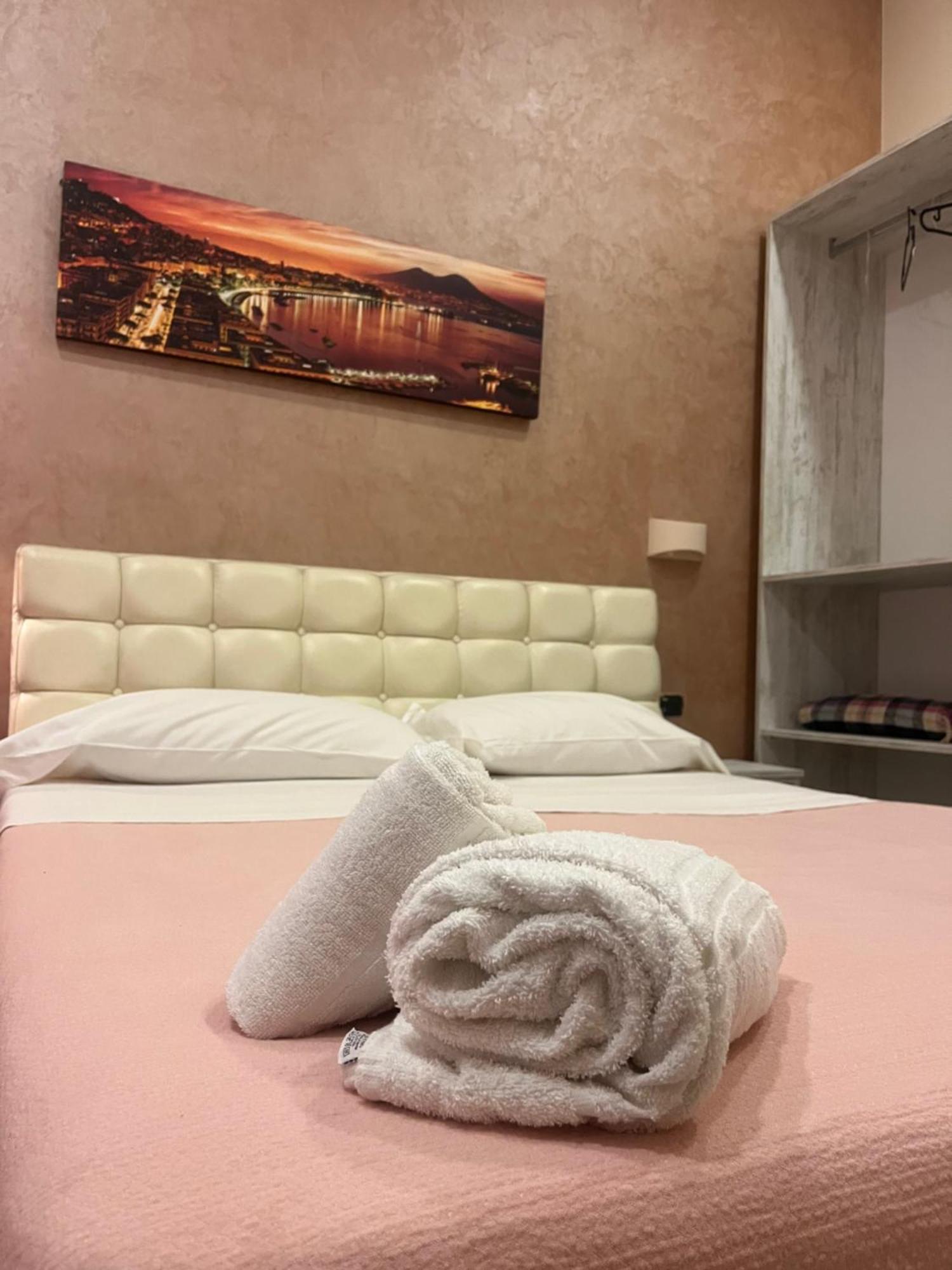Oceania Hotels Napoli Eksteriør bilde